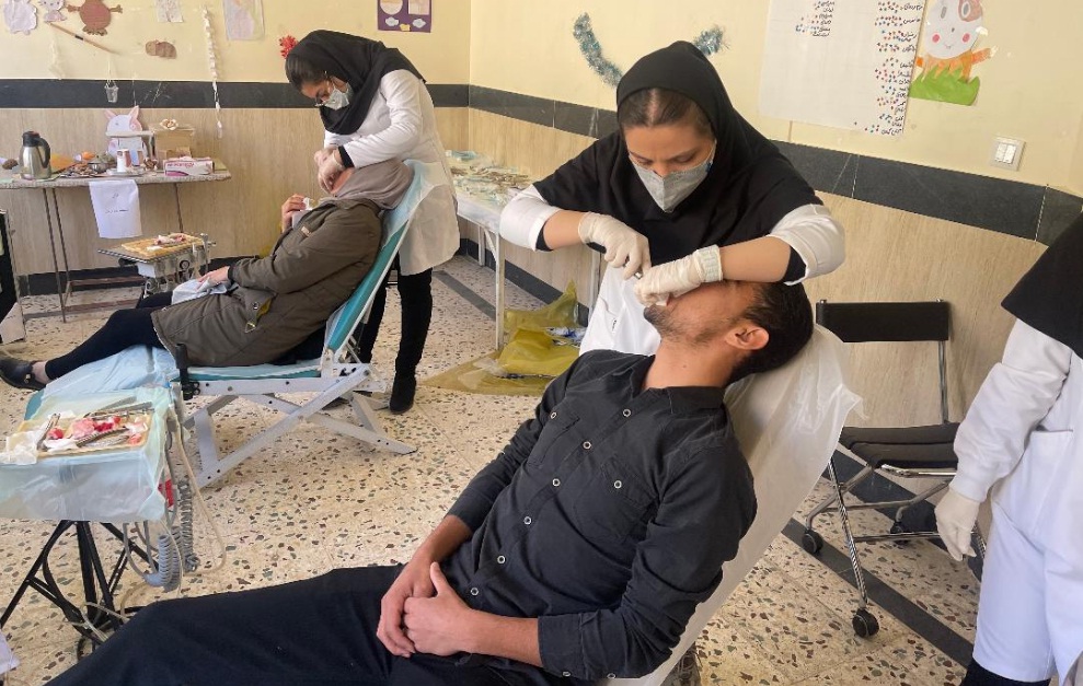 برگزاری اردوی جهادی رایگان دندانپزشکی در روستای کاستان  از توابع مانه و سملقان  در تاریخ 11دیماه
