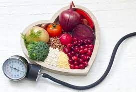 چطور با تغذیه سالم فشار خون خود را کنترل کنیم؟