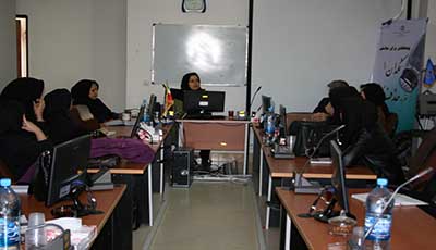 دهمین کارگاه آموزشی کارشناسان سلامت روان (حاشیه شهر  ) در 3 بهمن برگزار شد