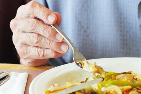 توصیه تغذیه ای برای افراد بالای 60 سال